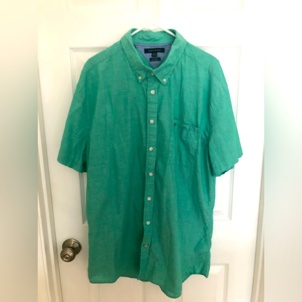 Tommy Hilfiger Men’s Short Sleeve Button Down Shirt